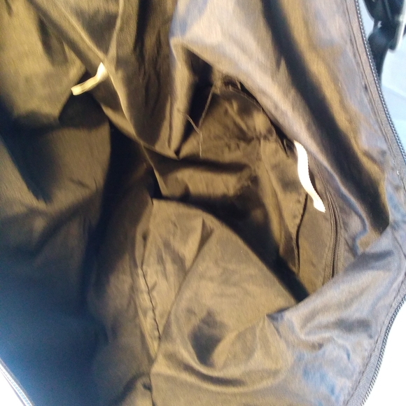 Maurice Large Utility Tote § - Picture 8 of 15